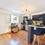 Amazing Home In Barjac Сasa de vacaciones
