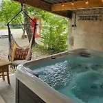 Amazing Home In Barjac Barjac (Gard)