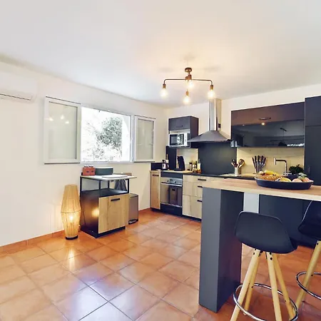 3 Bedroom Beautiful In Vakantiehuis