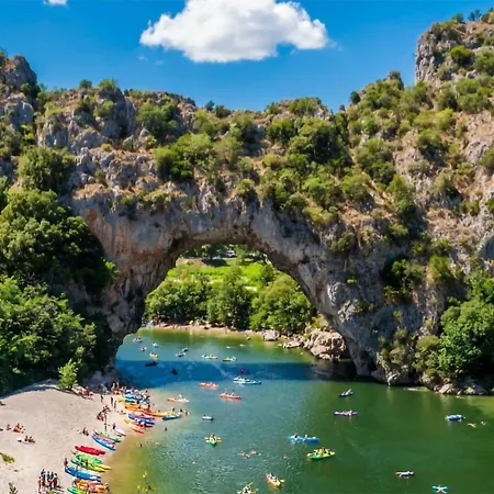 Amazing In Barjac (Gard)
