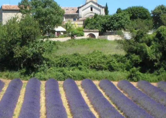 3 Bedroom Beautiful In * Barjac