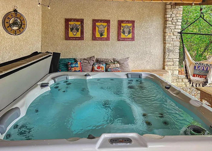 3 Bedroom Beautiful In Nyaraló *